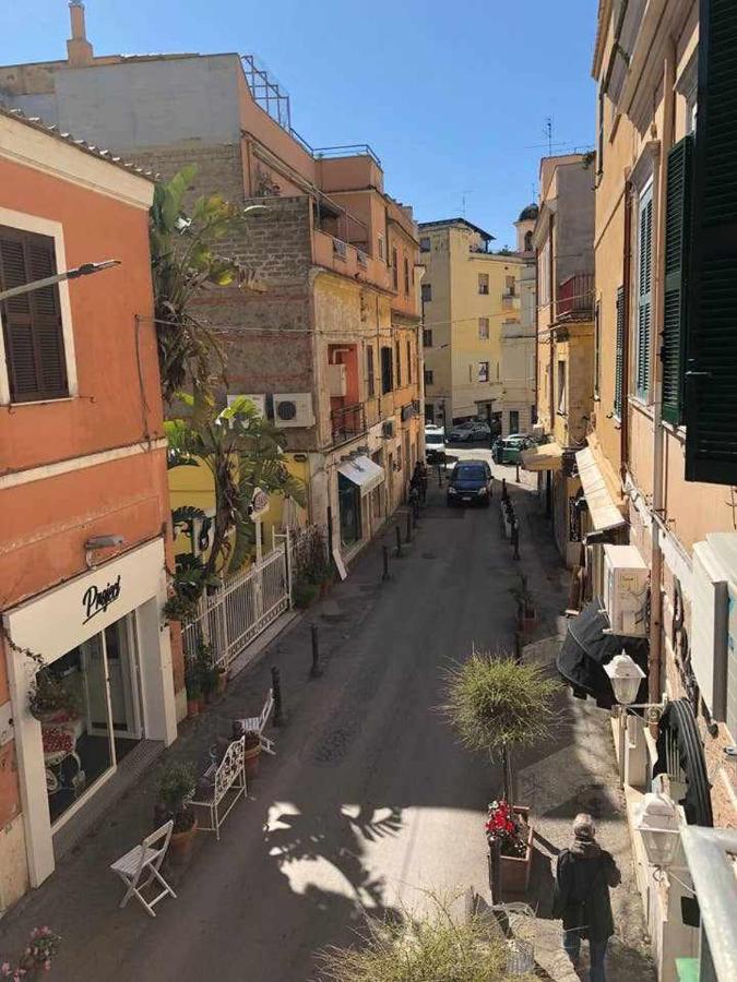 شقة Little House In The Centre نيتّونو المظهر الخارجي الصورة
